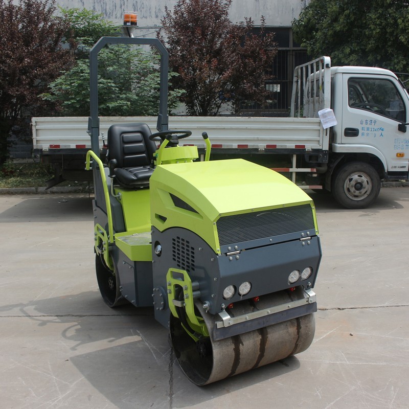 振動(dòng)異常的小型壓路機，大概率是振動(dòng)軸承出現了問(wèn)題